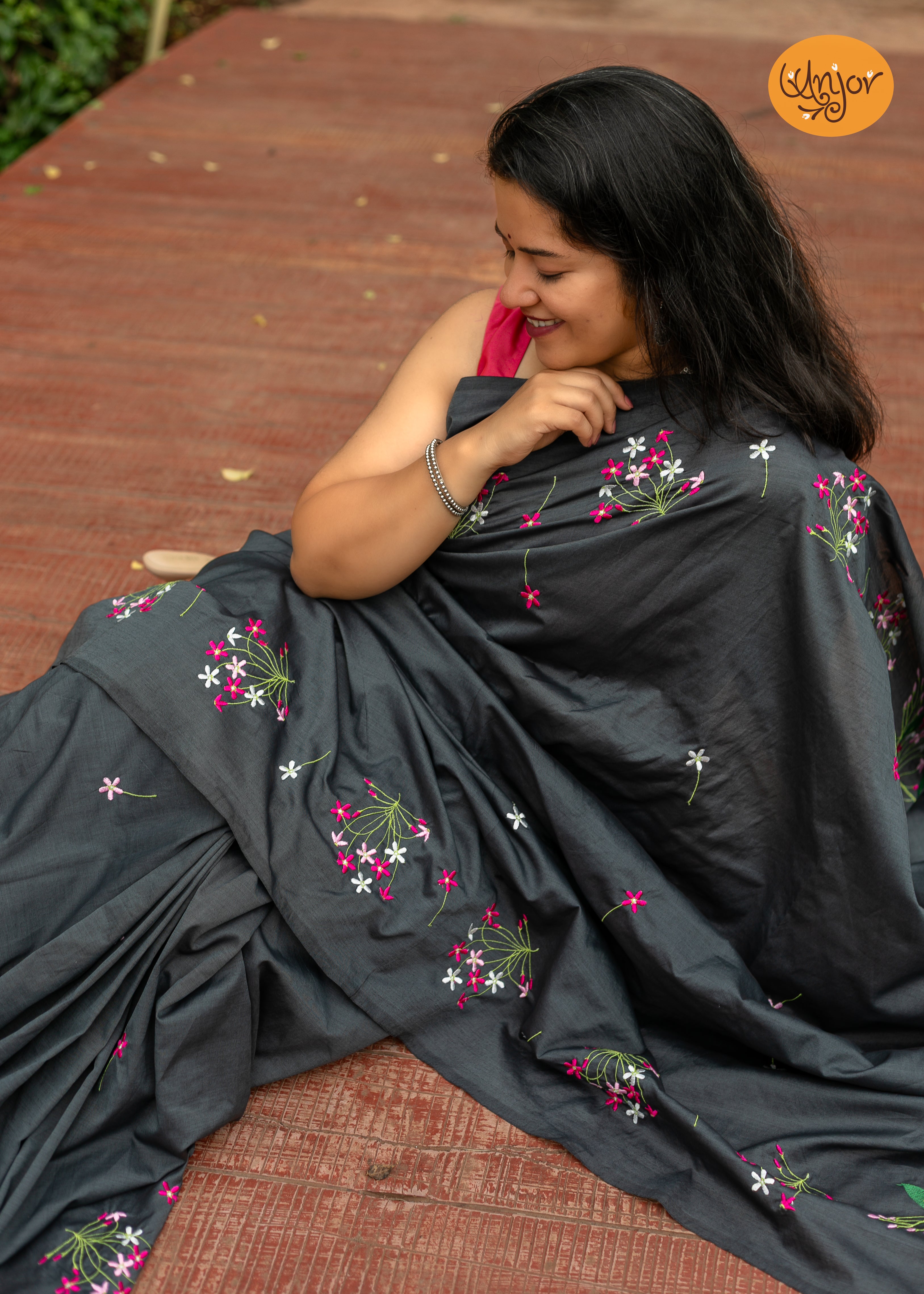 Madhumalati Saree - Dark Grey
