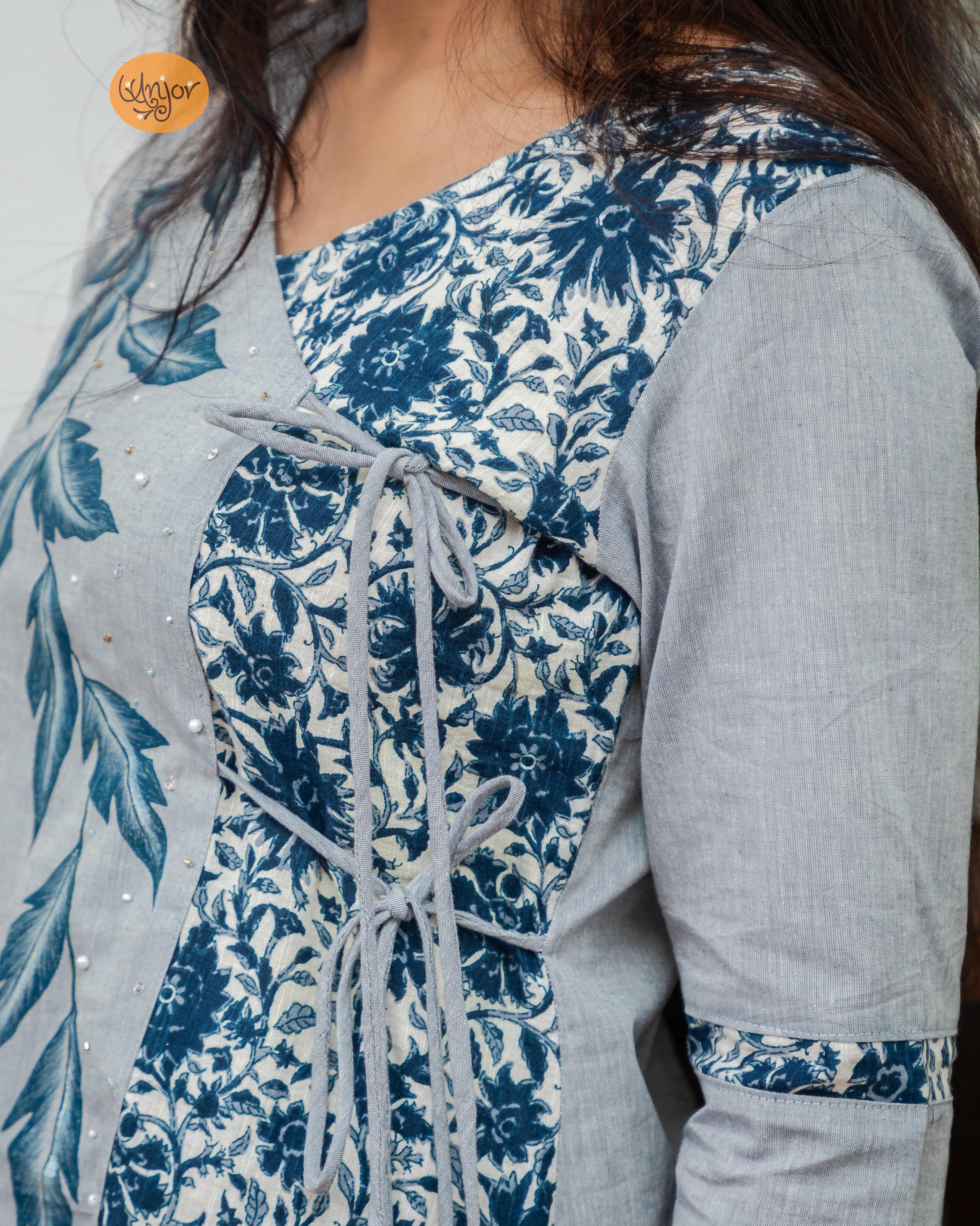 Neelaparna Kurti