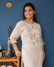 Magnolia Kurti