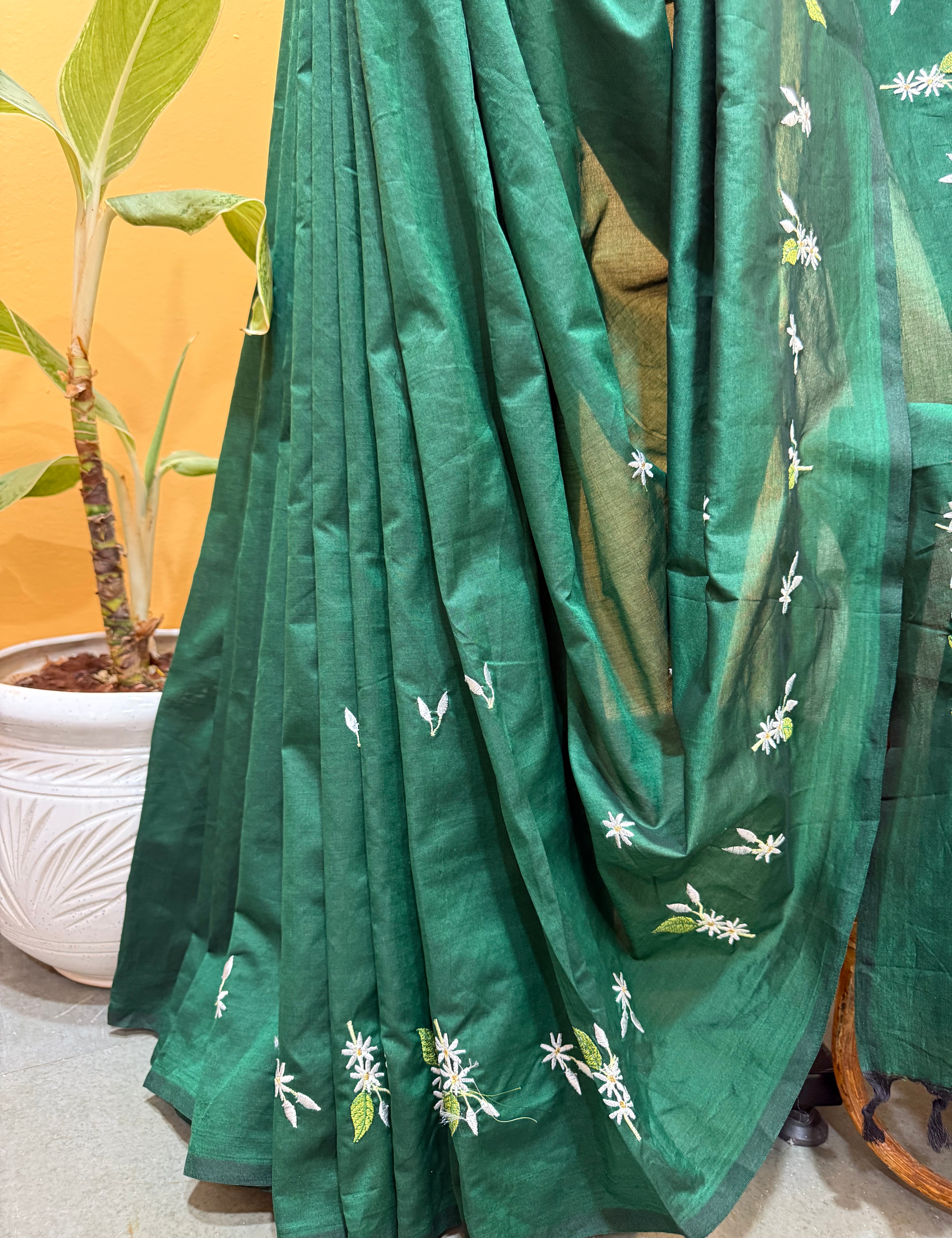 Bottlegreencolour_1.heic