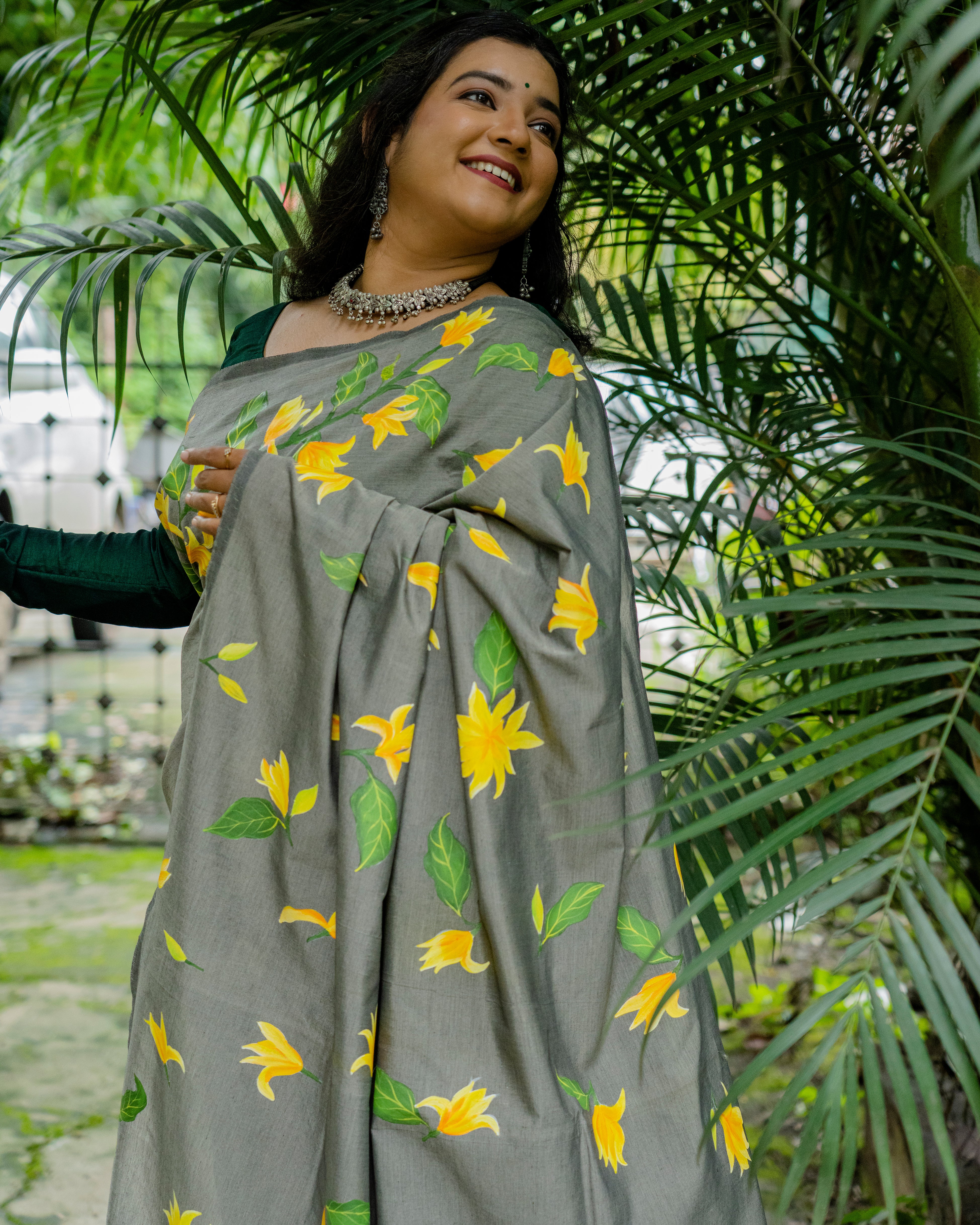 Sonchafa Saree Dark Grey