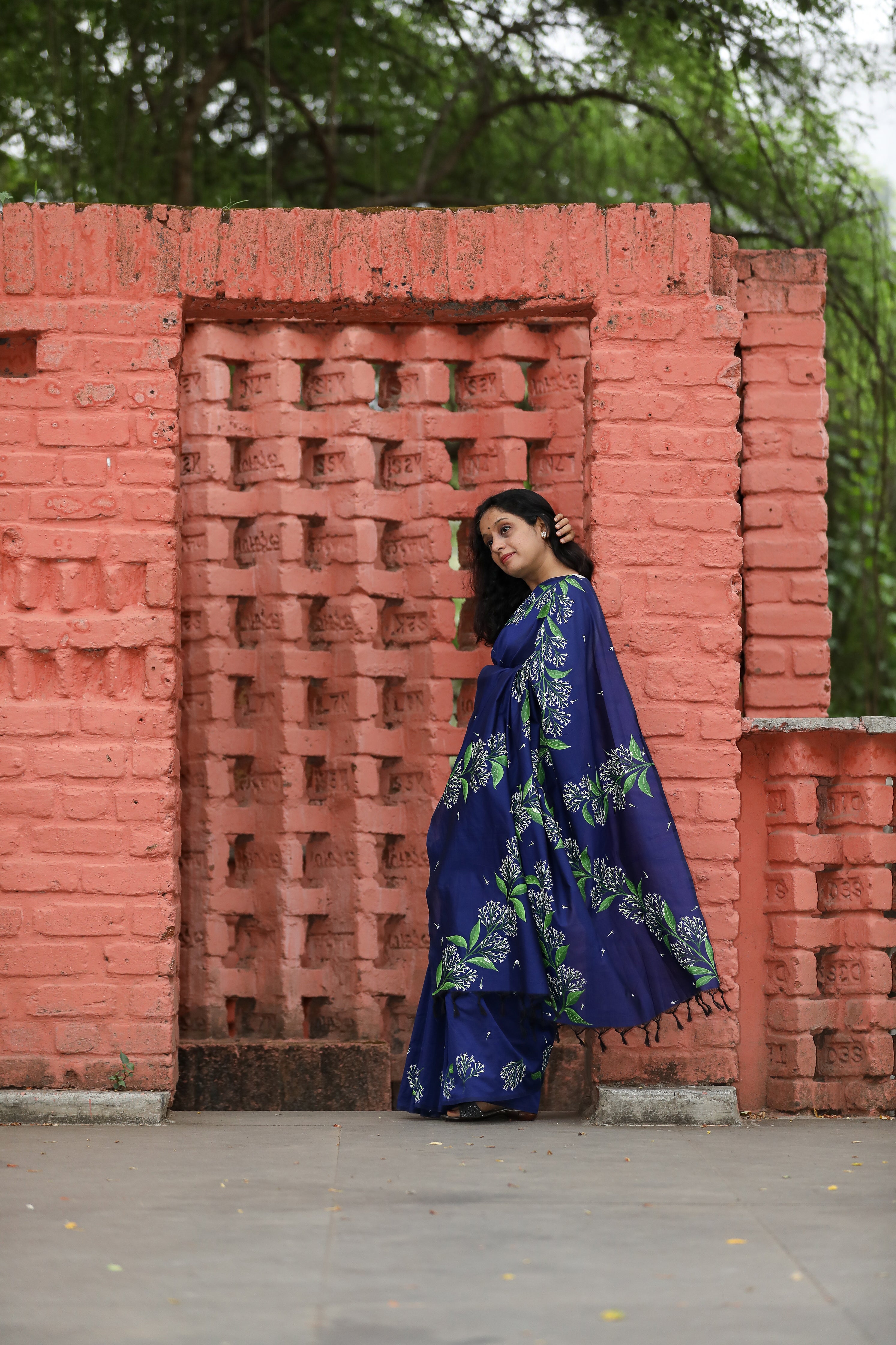 Ratarani Saree (English Name - Night-blooming Jasmine)