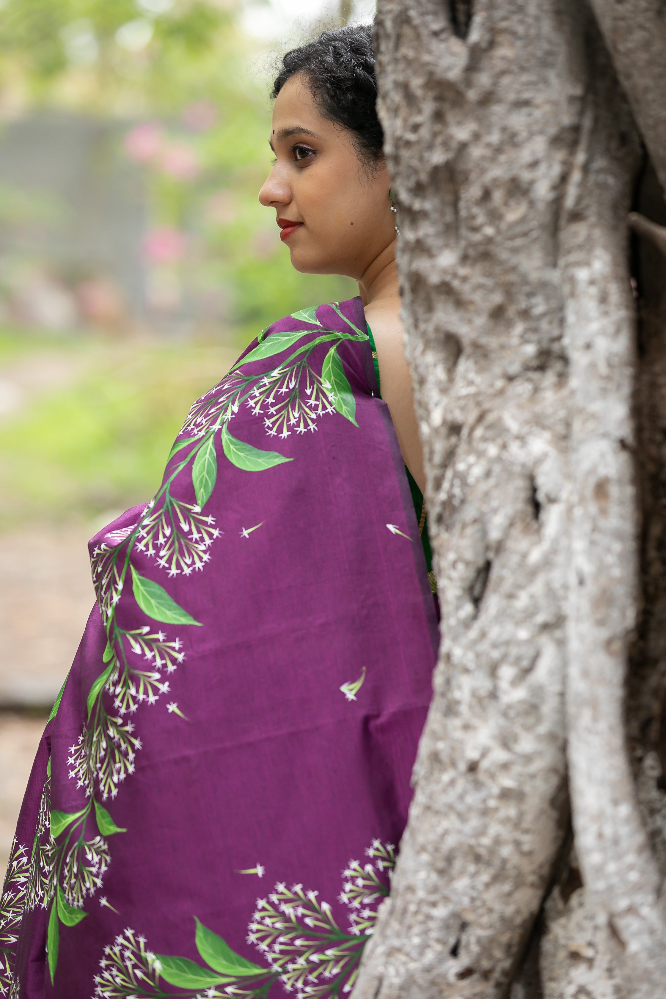 Ratarani Saree (English Name - Night-blooming Jasmine)