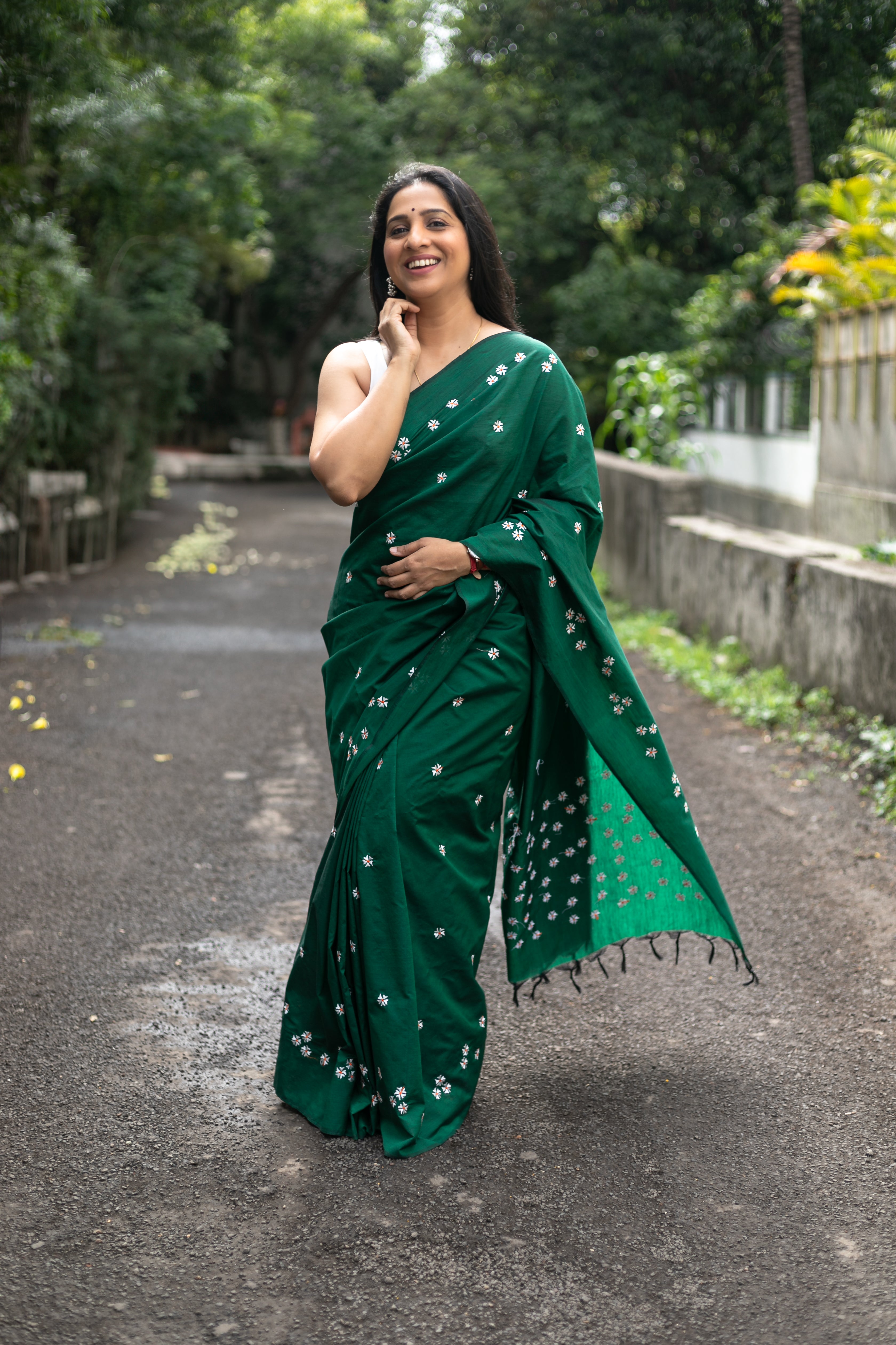 Parijaat Saree - Bottle Green