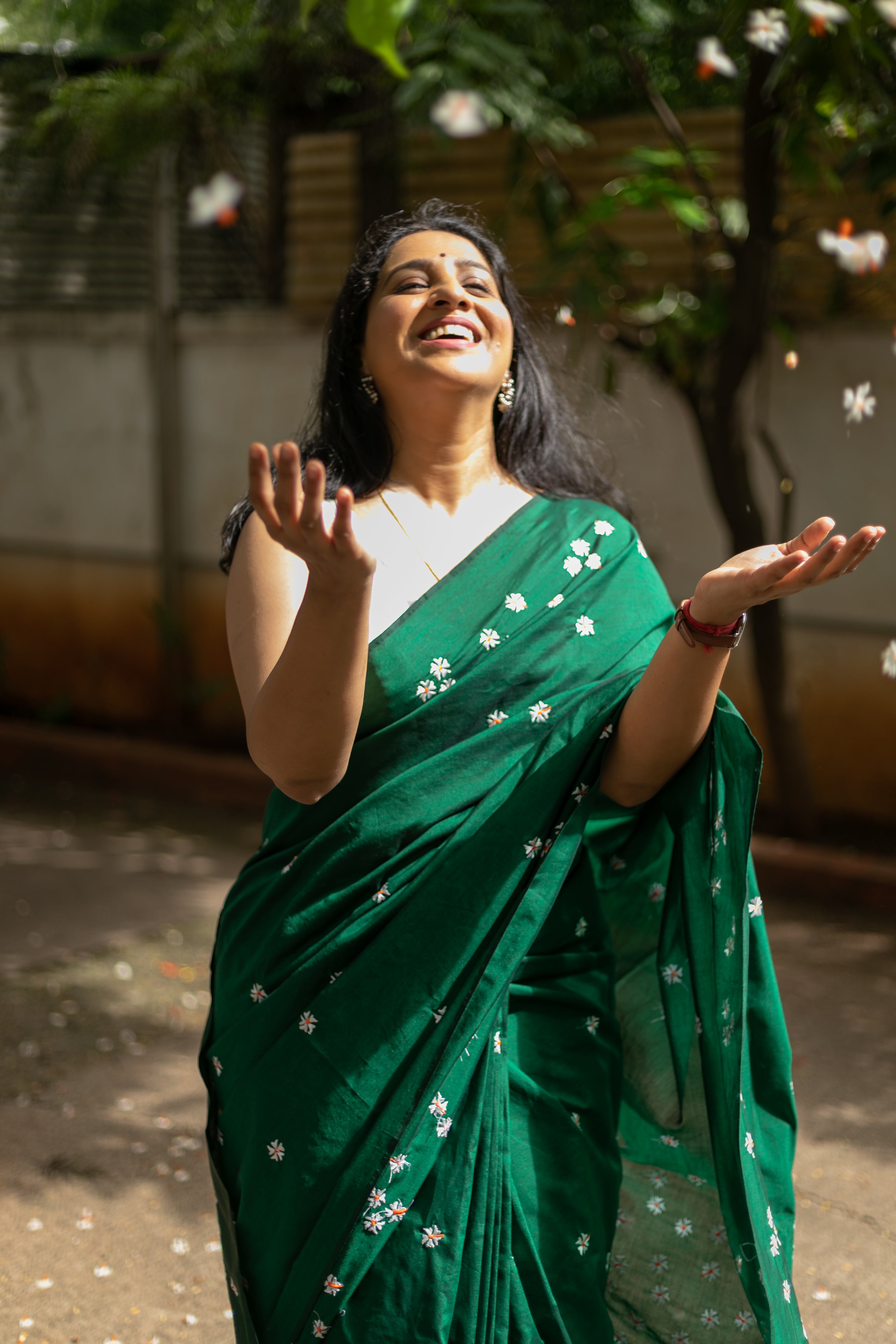 Parijaat Saree - Bottle Green