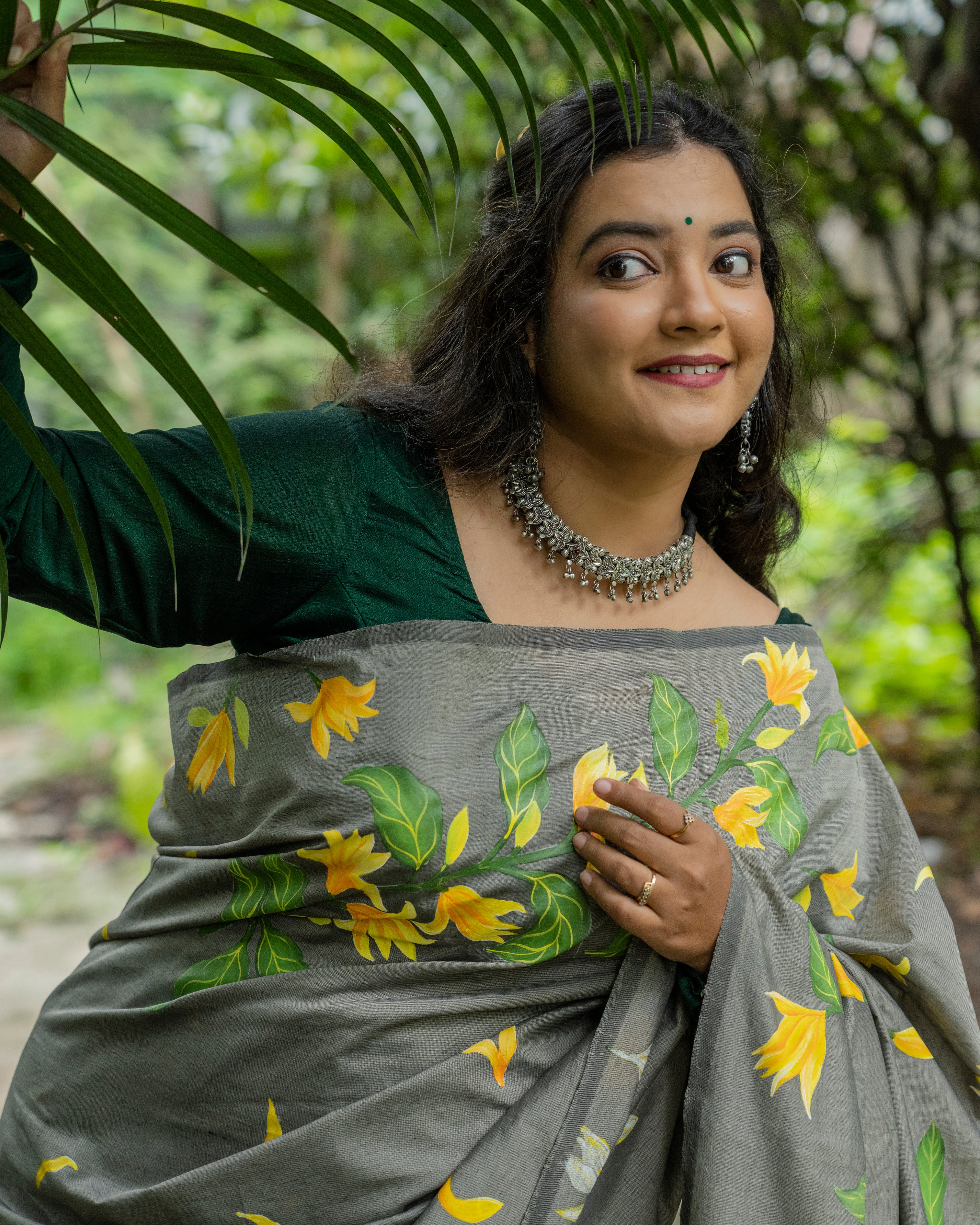 Sonchafa Saree Dark Grey