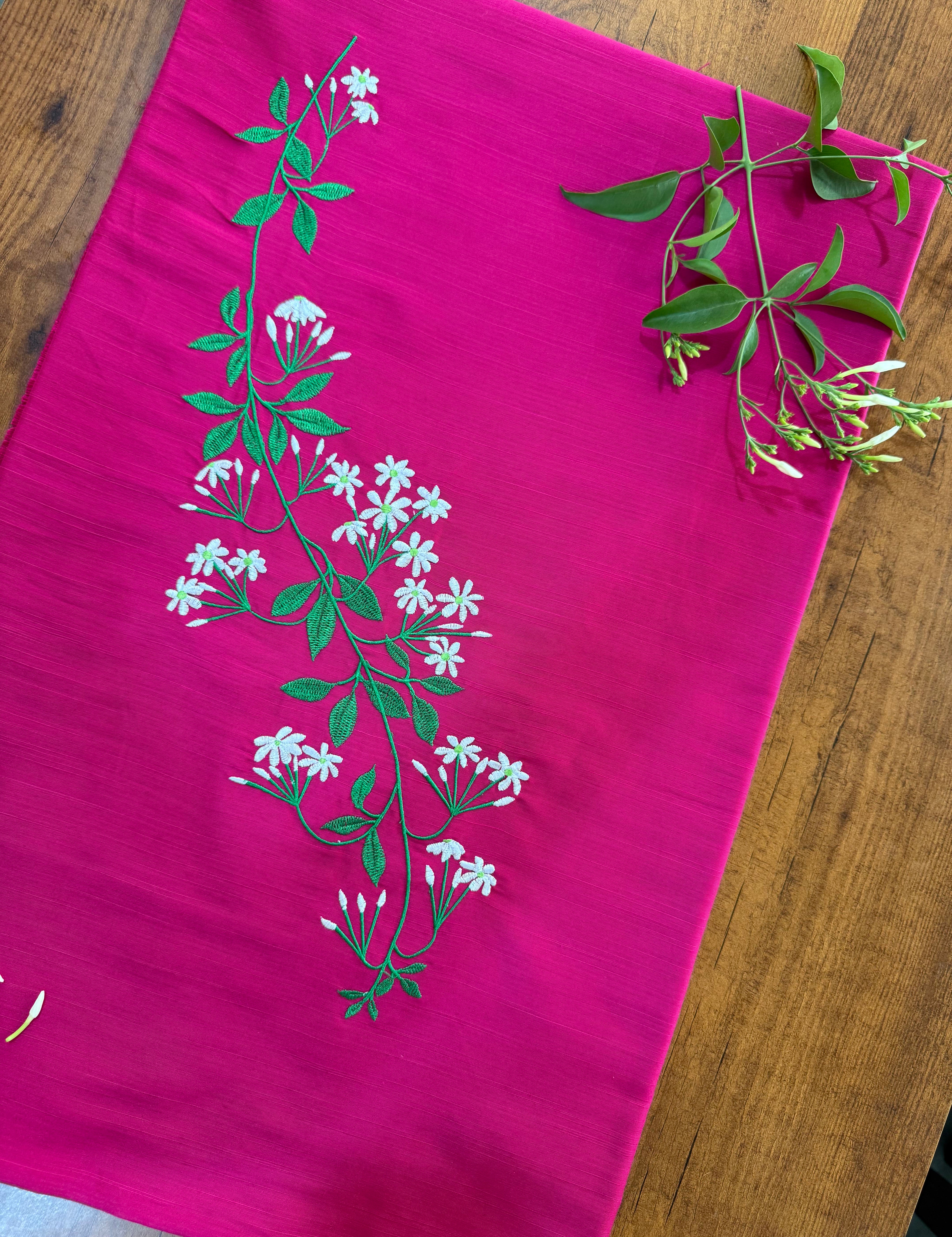 Fuchsia_colour.jpg