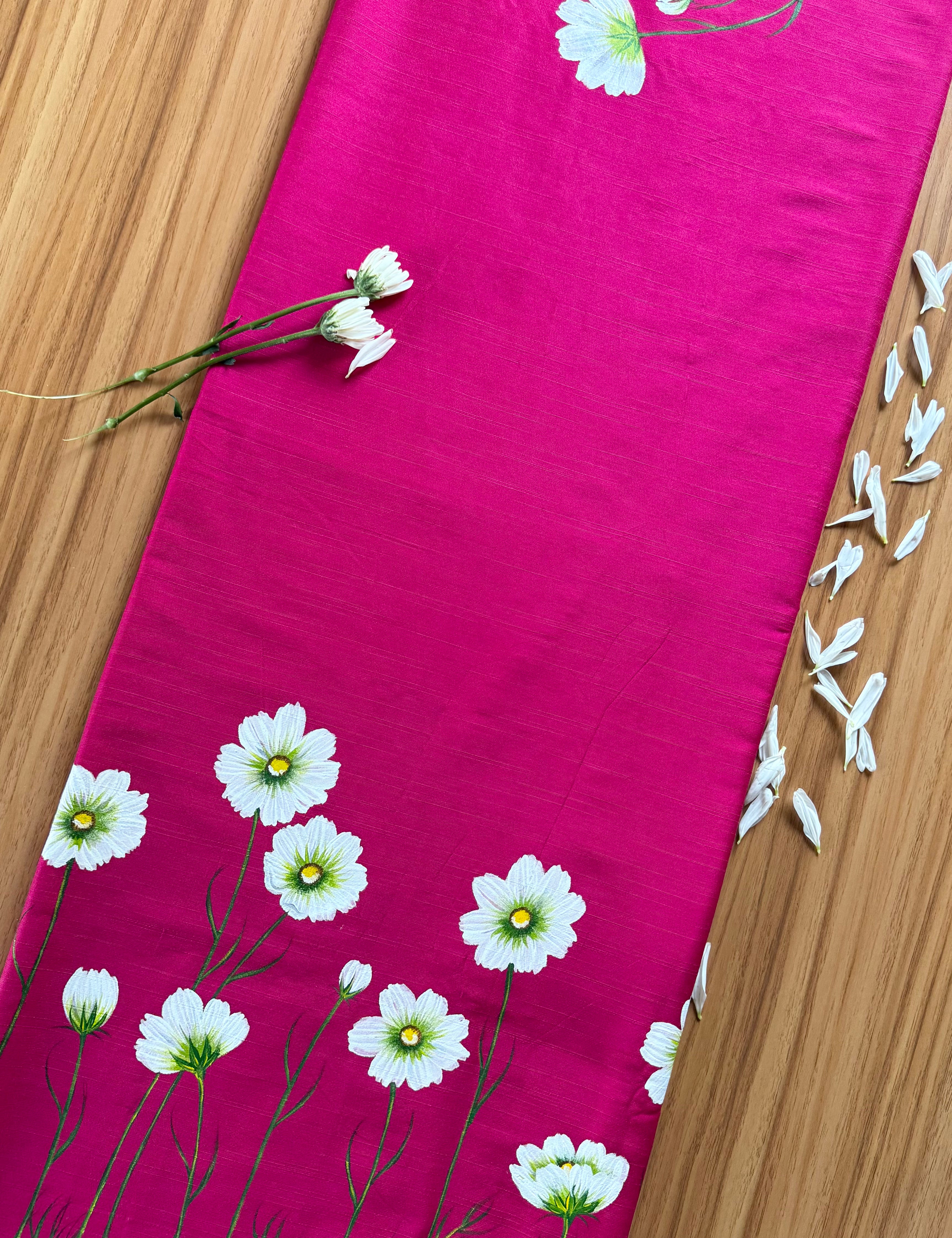 Fuchsia_pink_acdd7032-1c4e-4653-b1ab-0c745e34853f.heic
