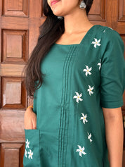 Tagar Embroidered Kurti