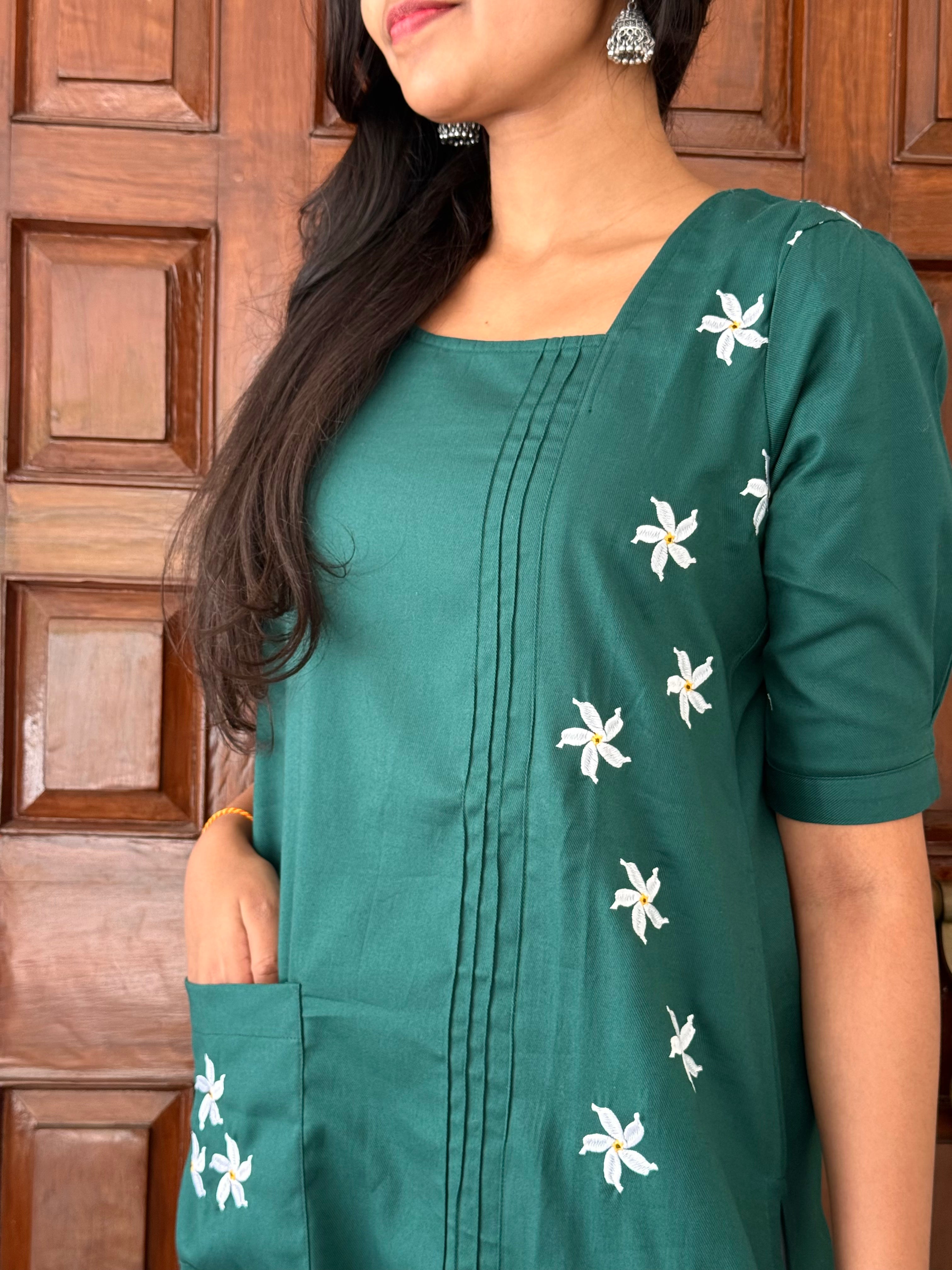 Tagar Embroidered Kurti