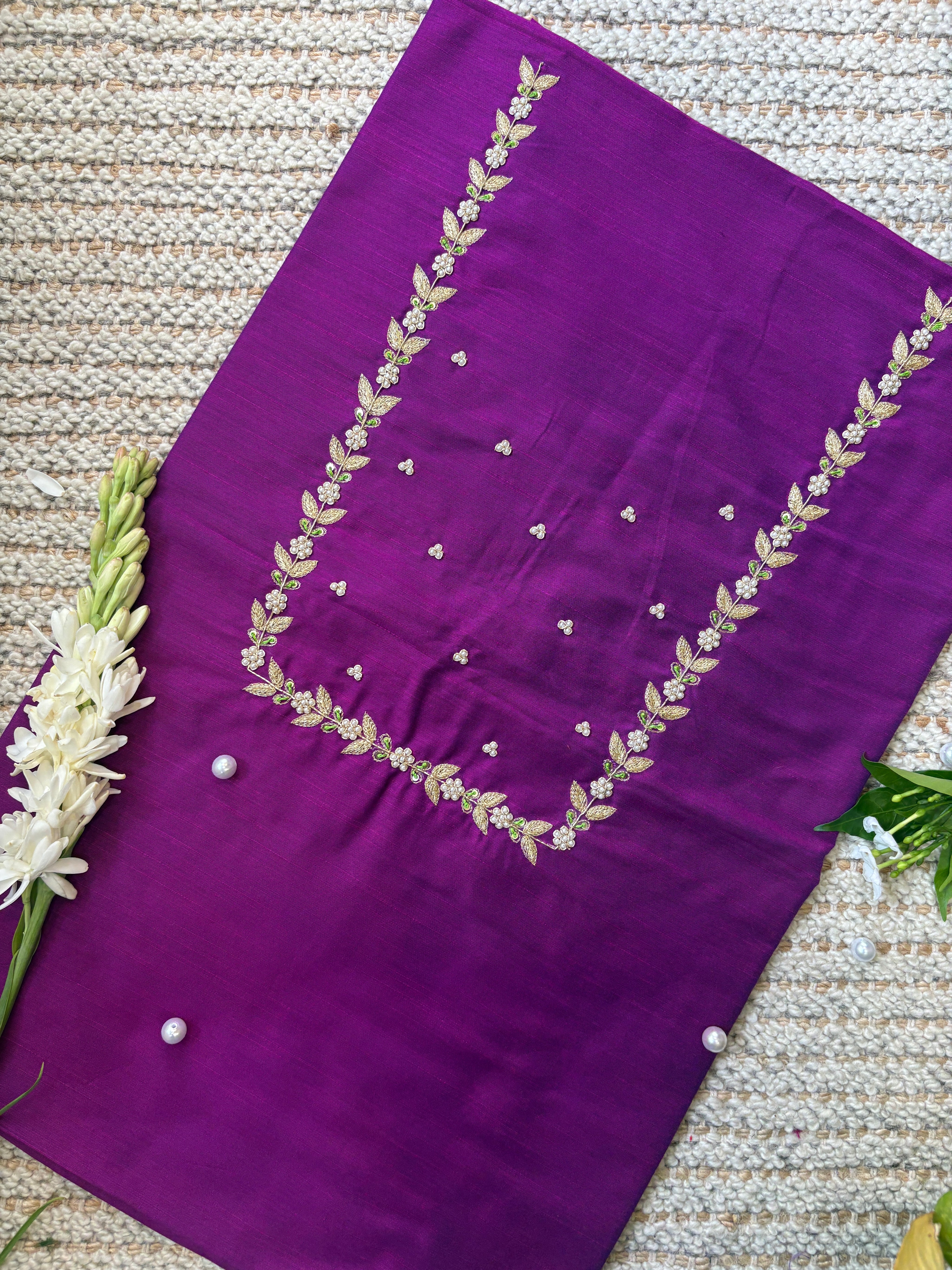 Aaina Moti- Square Neckline