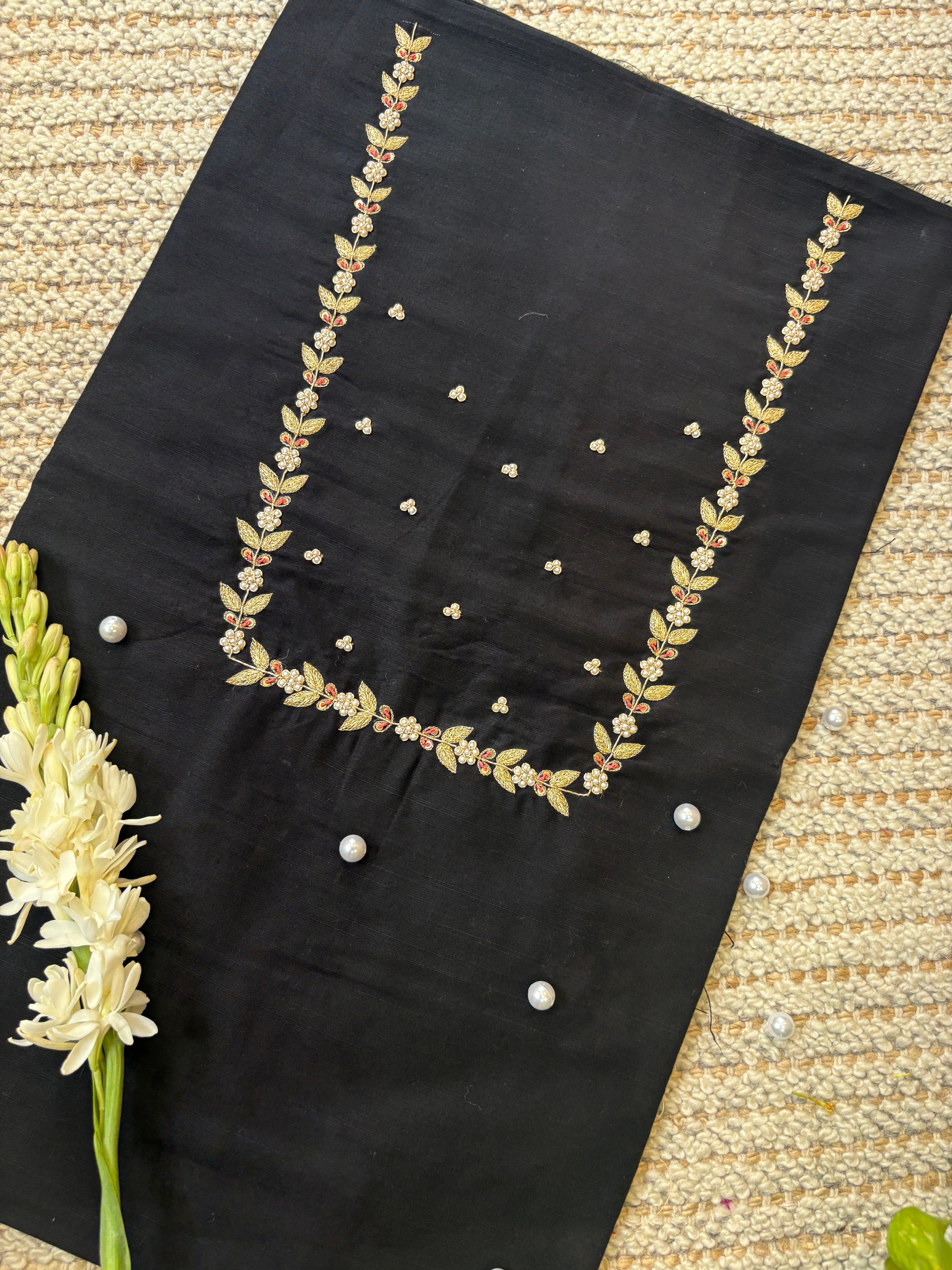 Aaina Moti- Square Neckline