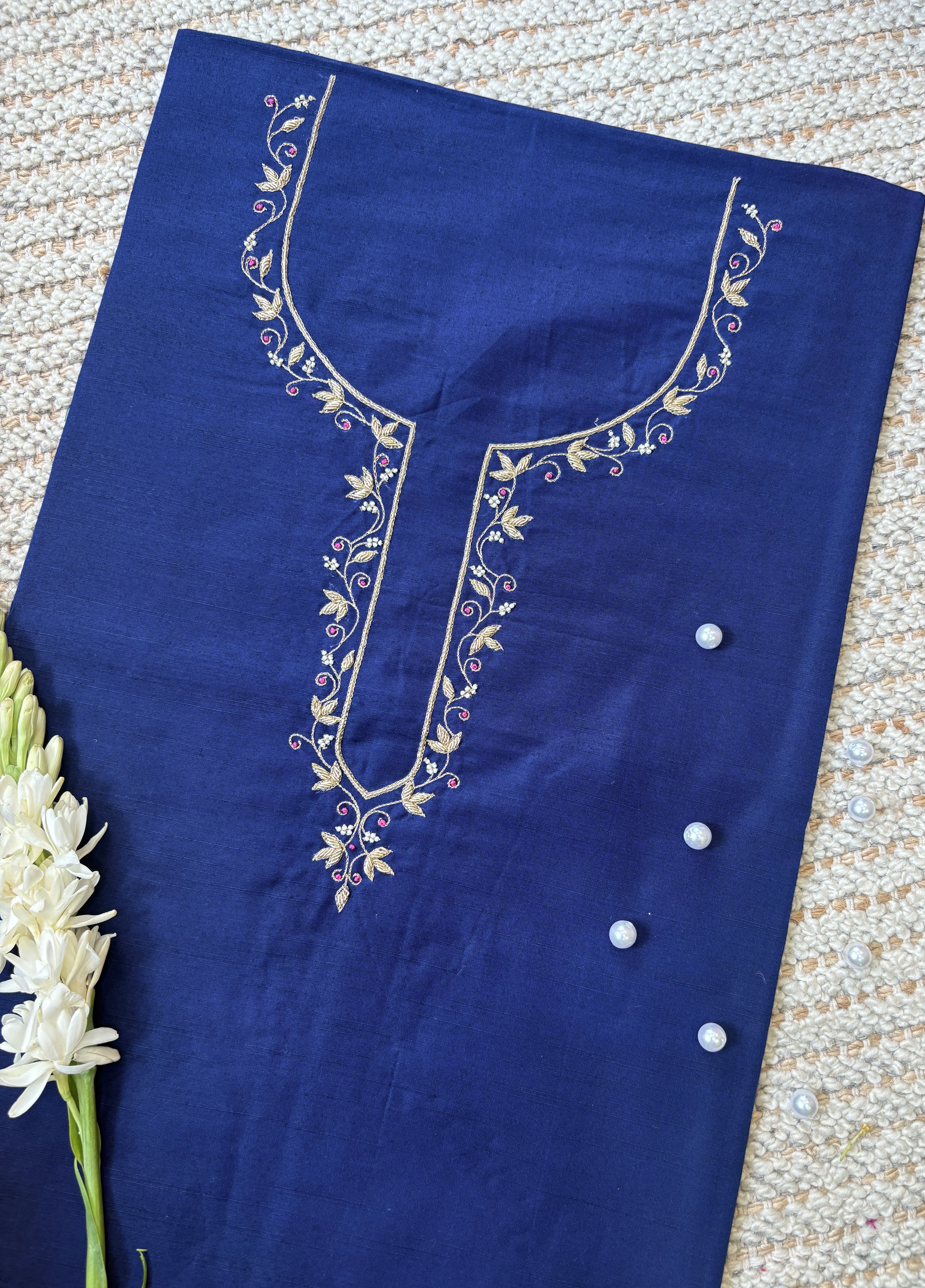 Aaina Moti Kurta Patti Zardosi Work