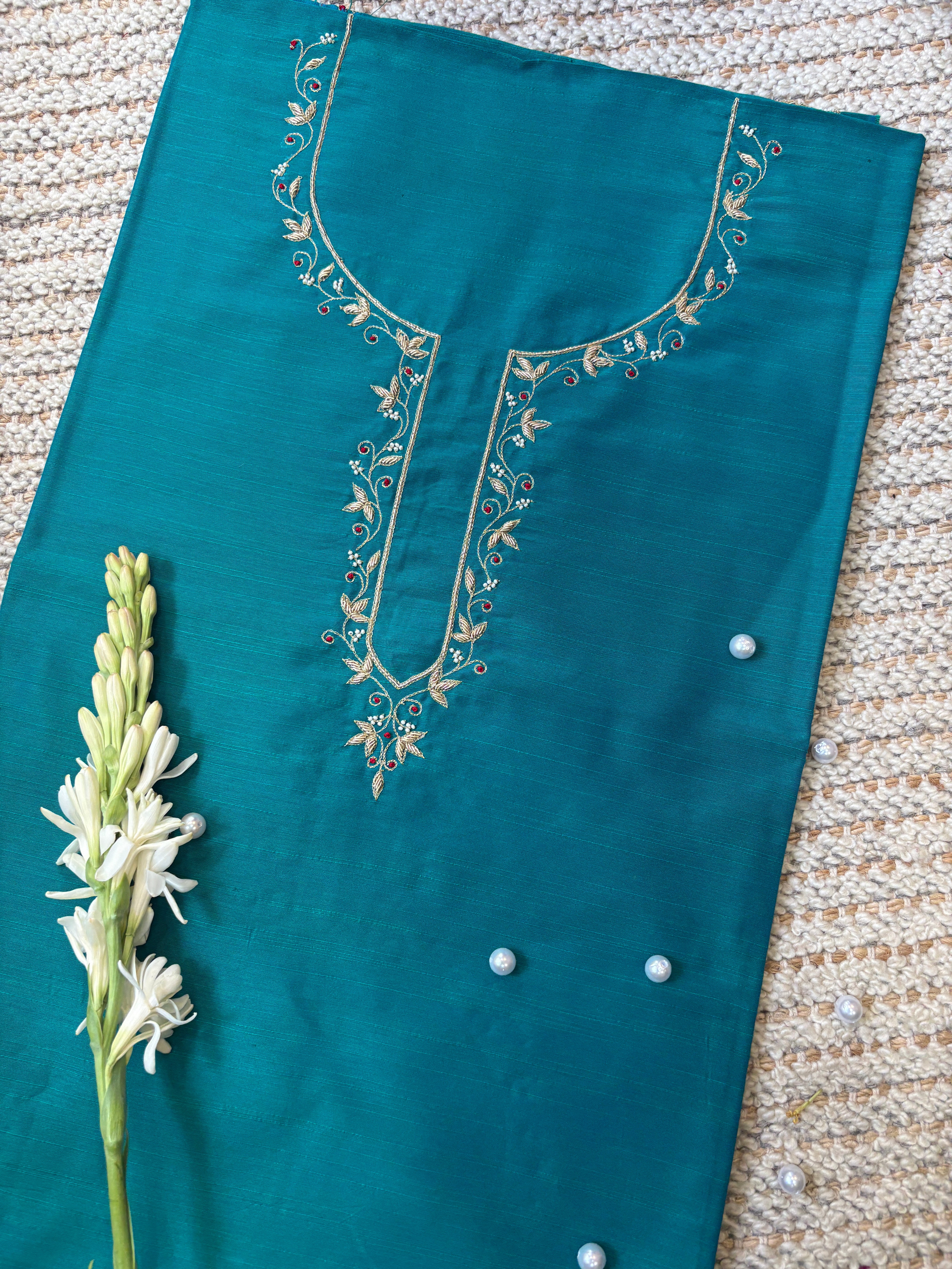 Aaina Moti Kurta Patti Zardosi Work