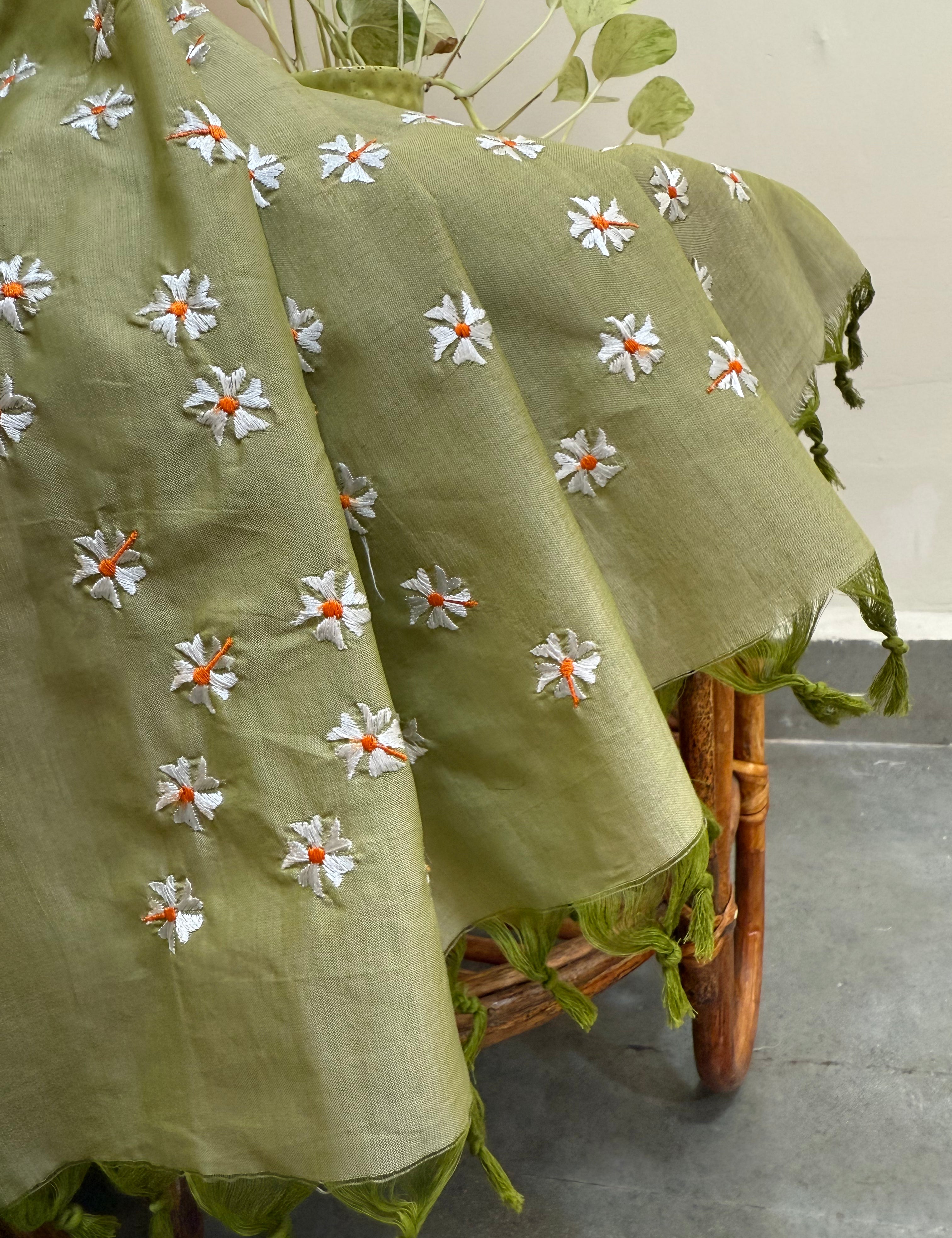 Light_olive_colour.heic