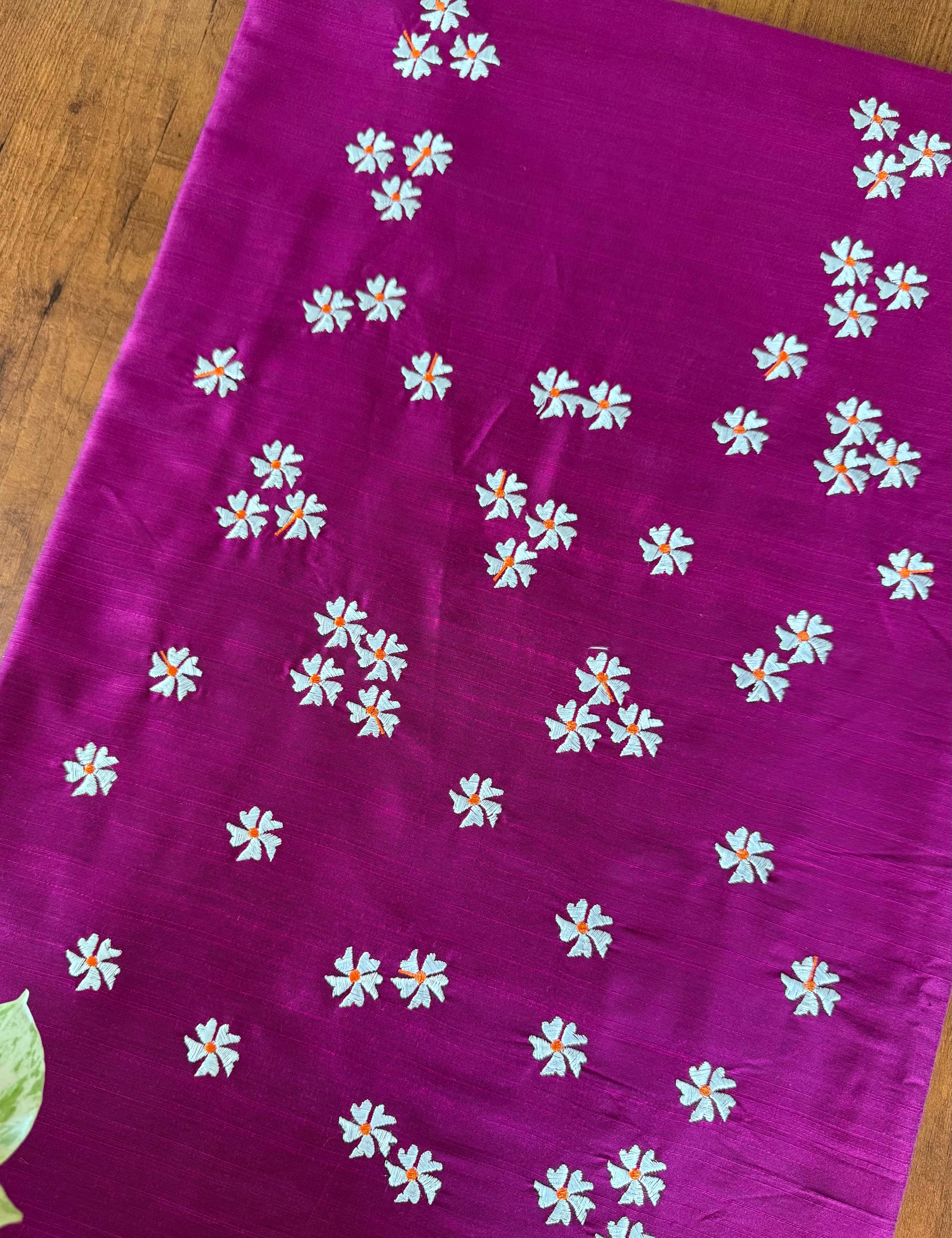 Magenta_colour_693f6b15-f4b1-40e6-950b-3cc237e9c4cb.jpg