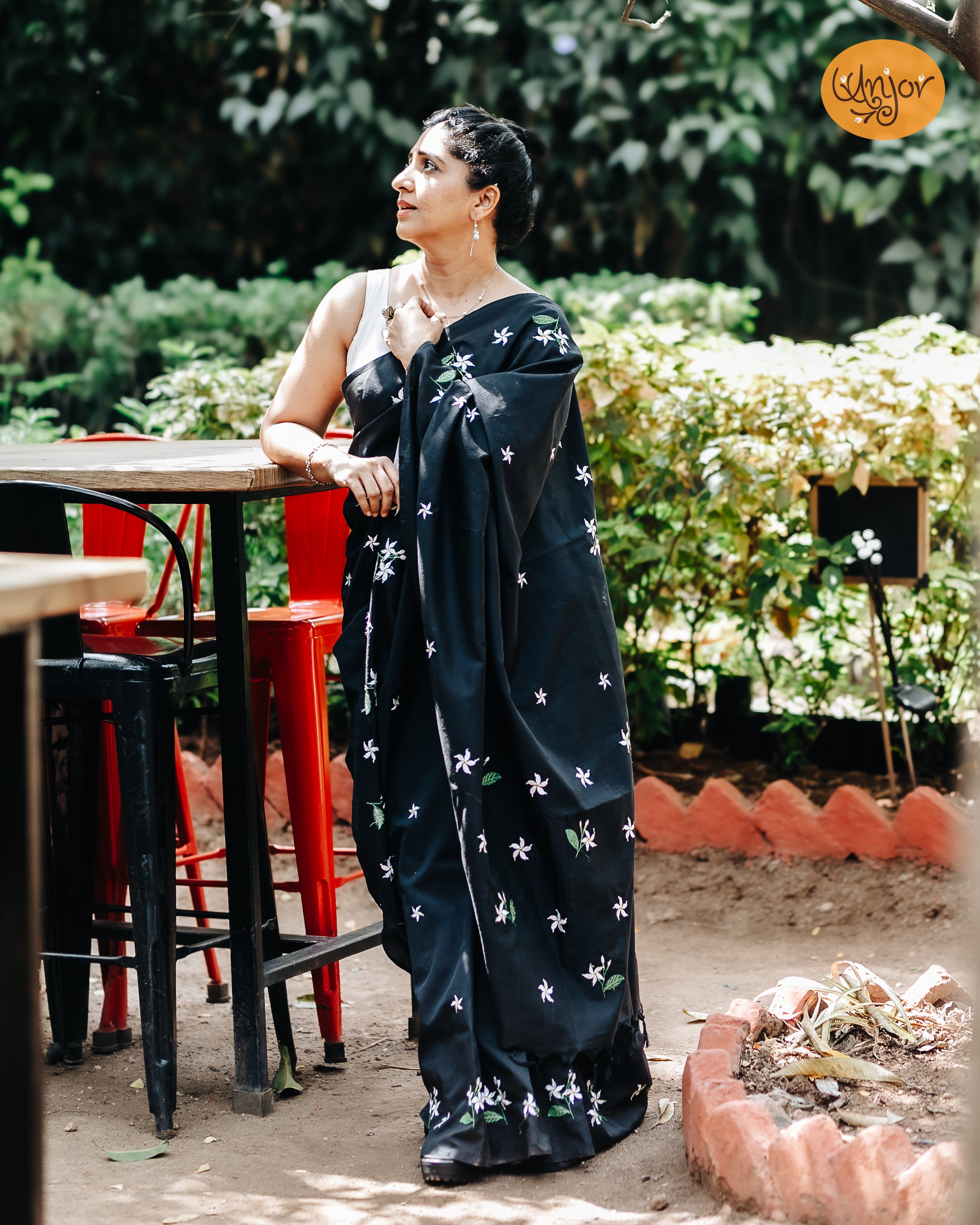 Tagar Sarees - Black