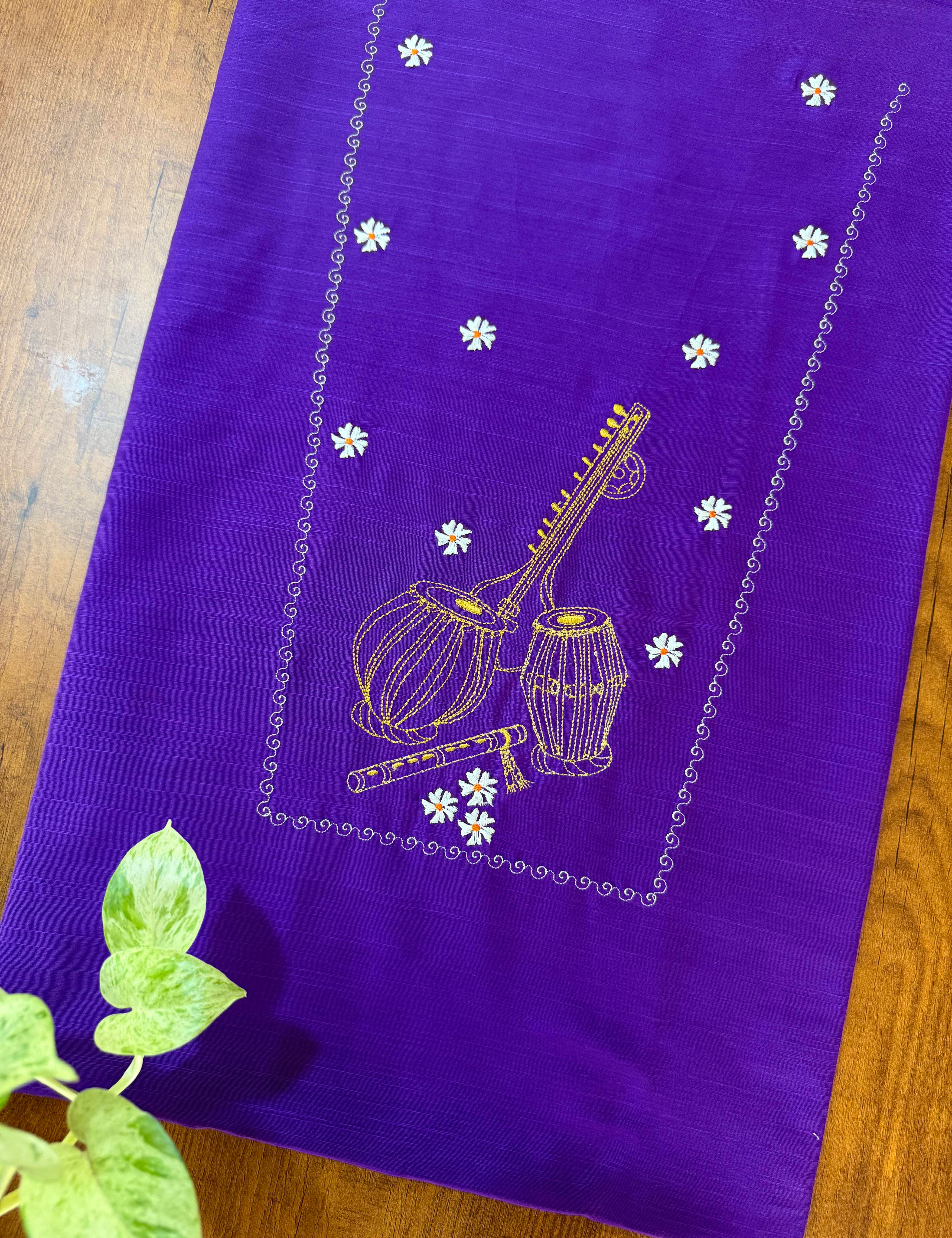 Purple_colour_be2b8436-2013-4cb1-9896-b3f72eb440c7.jpg