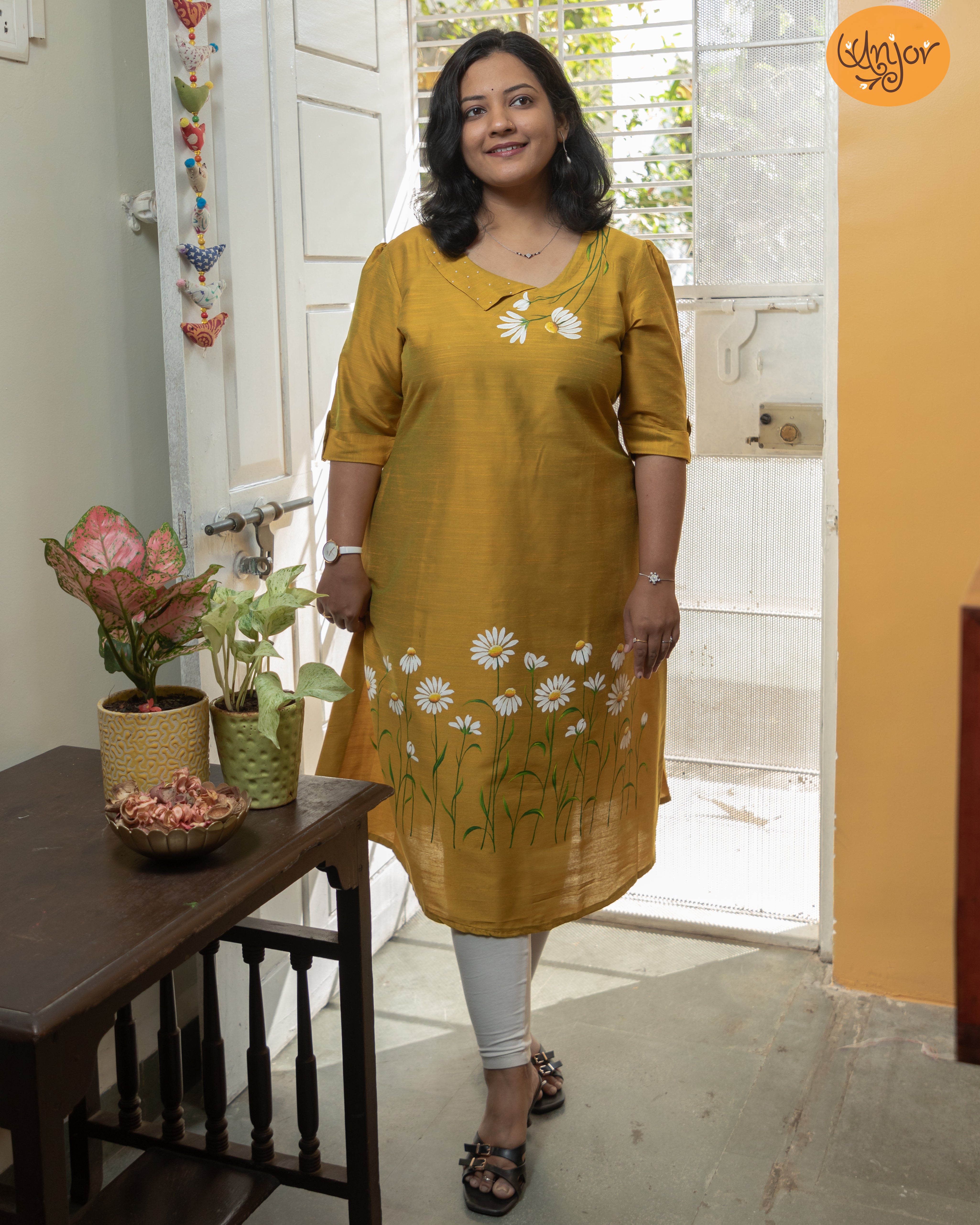 Big-Daisy Kurti Material