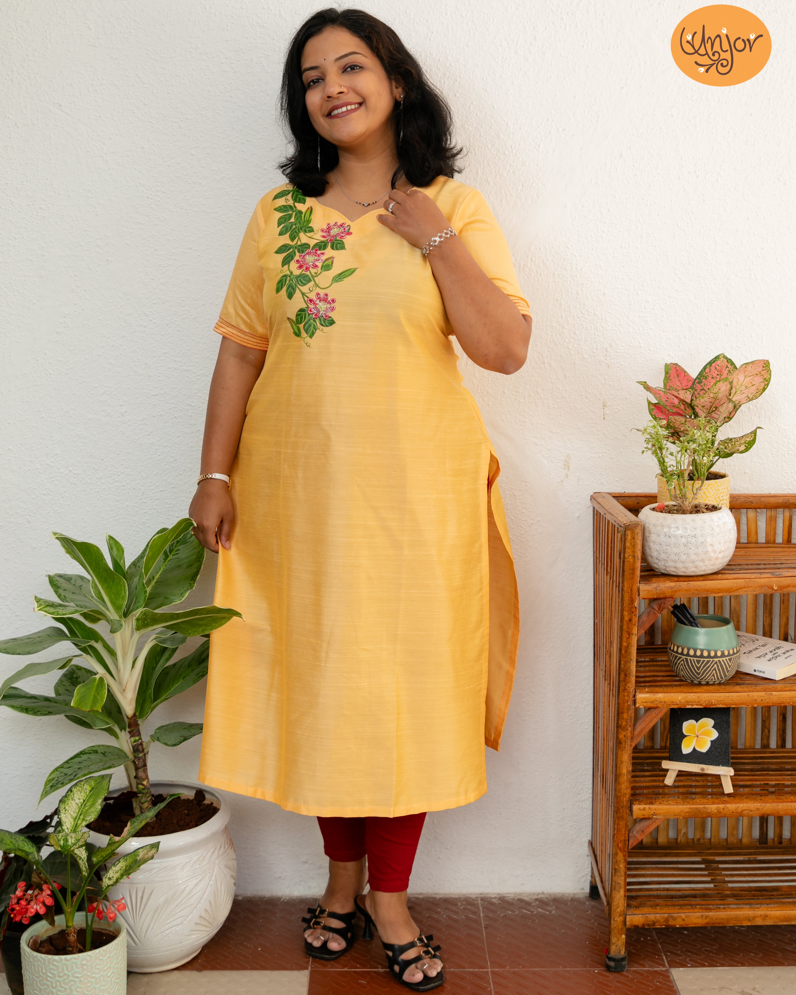 Krushna Kamal Kurti Material