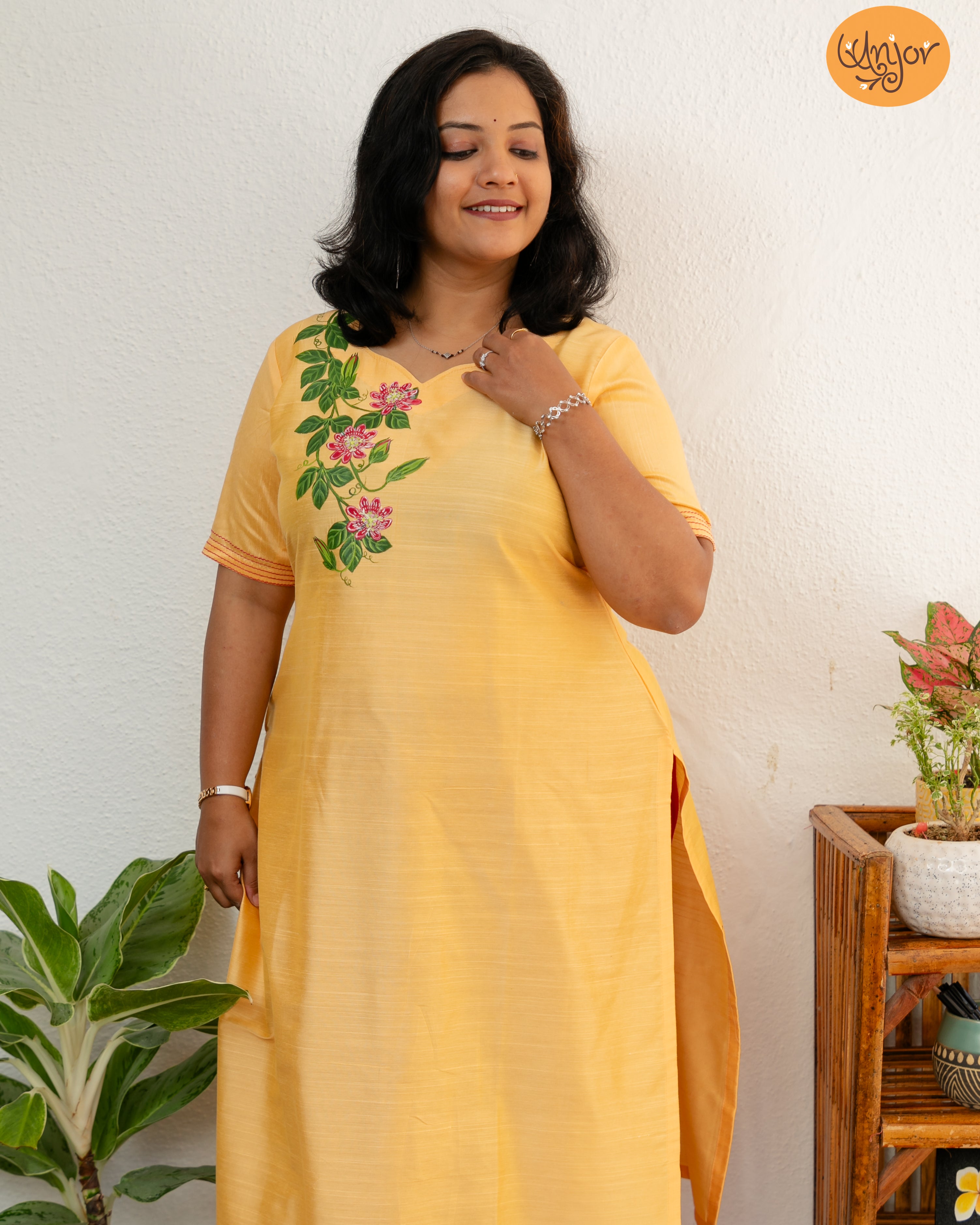 Krushna Kamal Kurti Material
